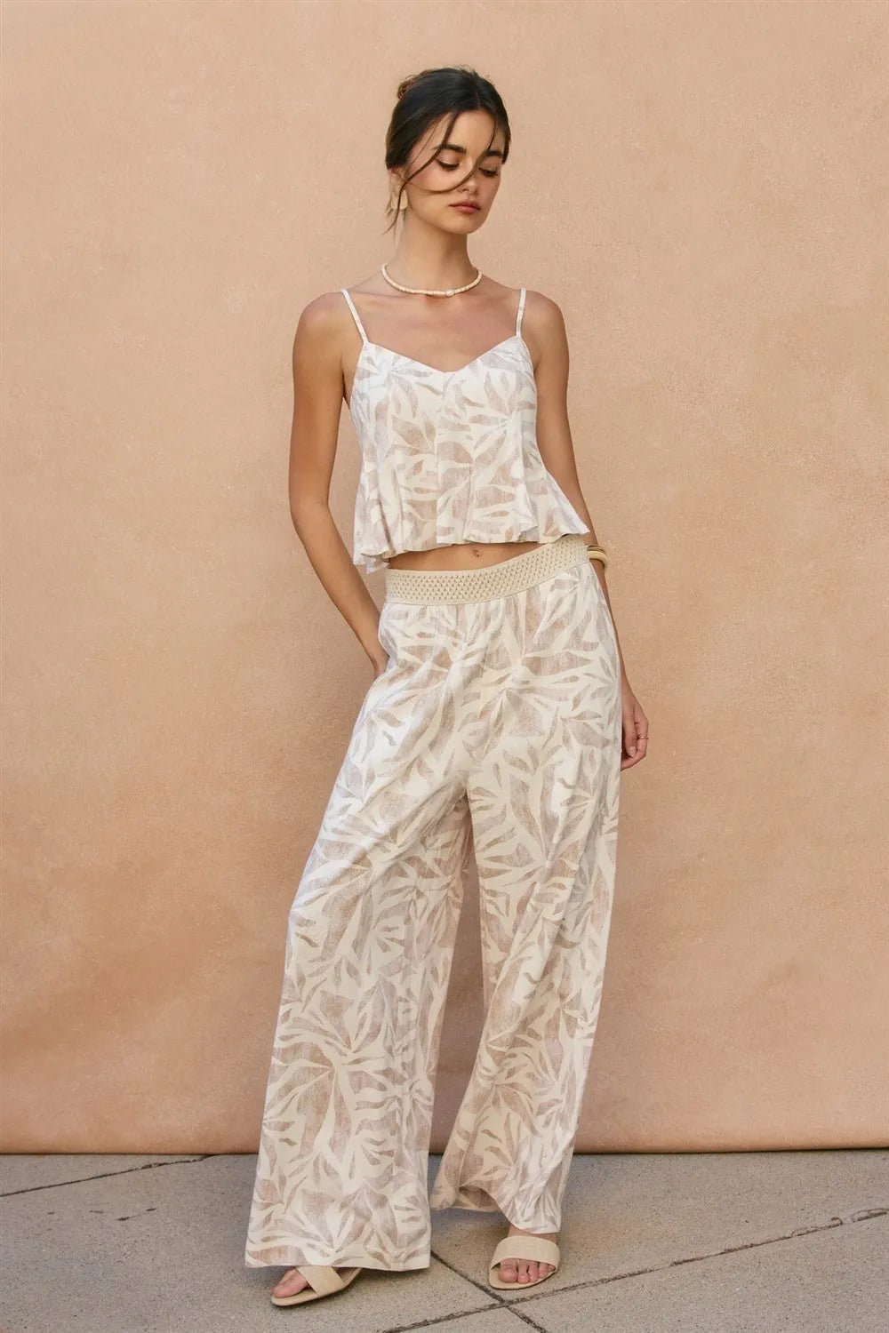 Lenora Tropical Set