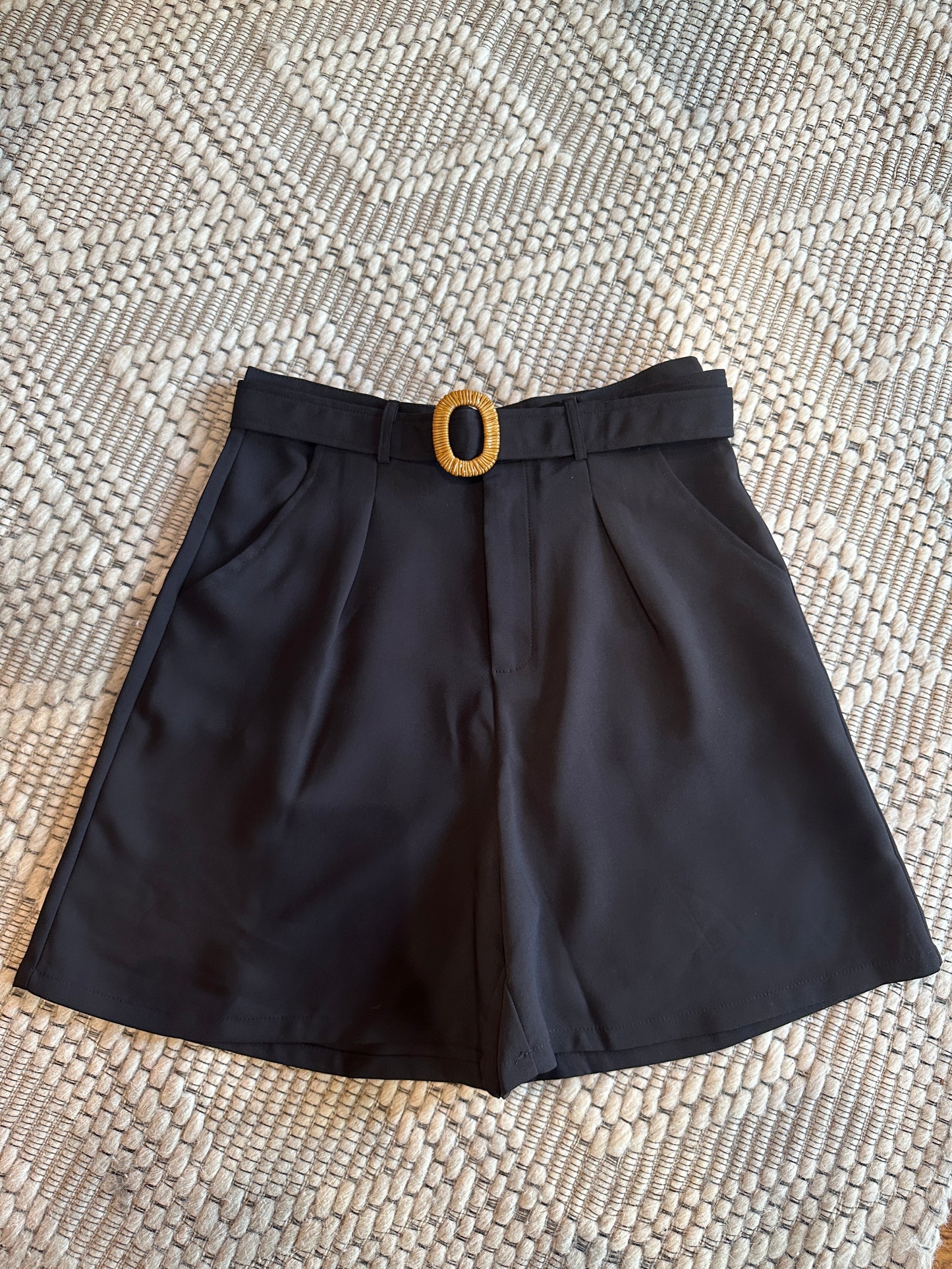 Pleated High Waist Short - Black