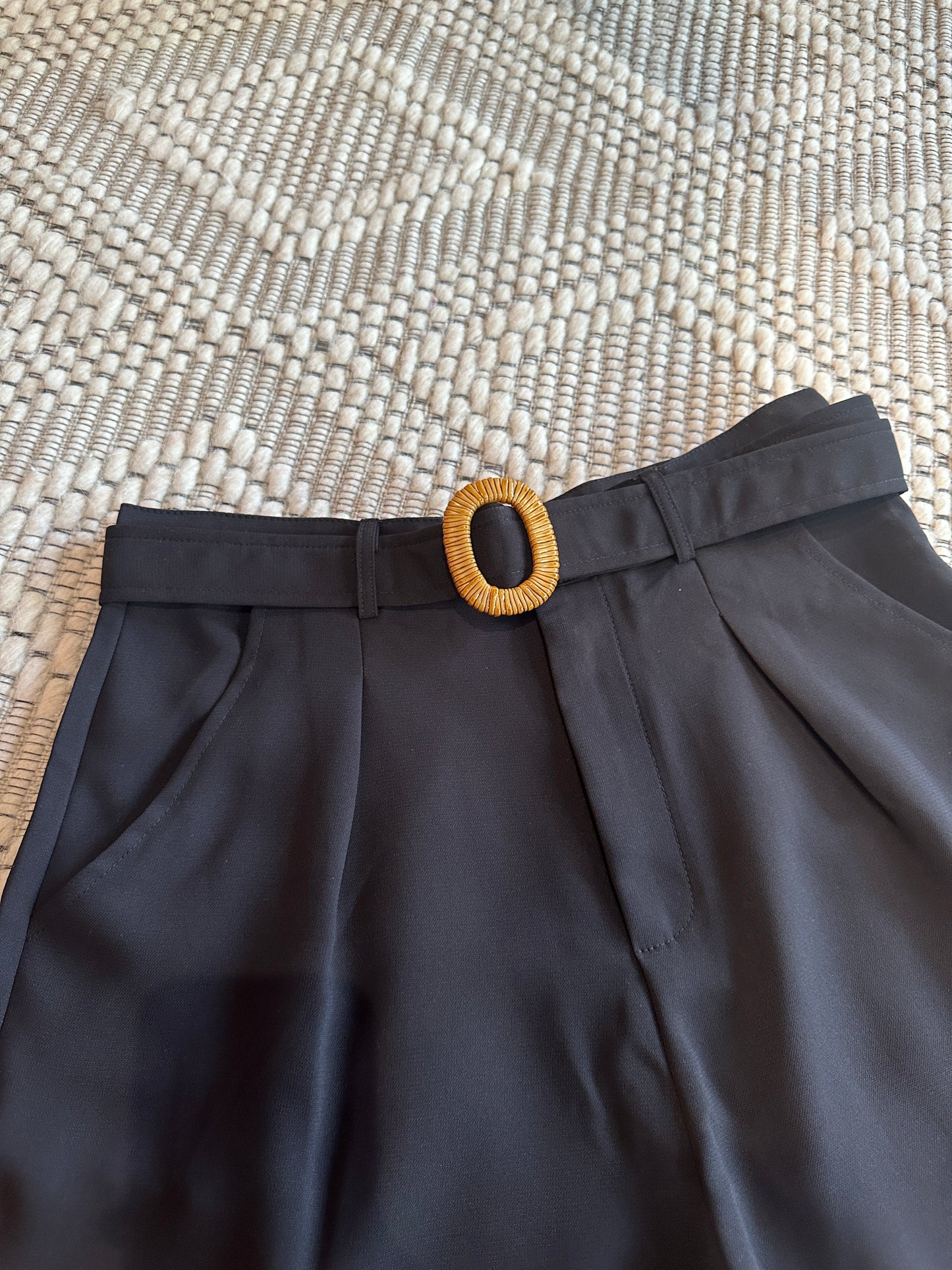 Pleated High Waist Short - Black