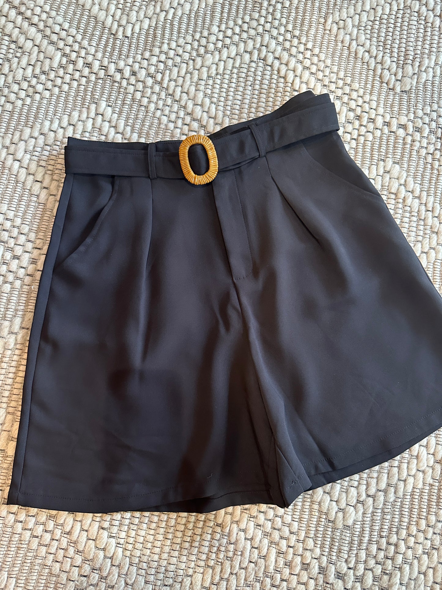 Pleated High Waist Short - Black